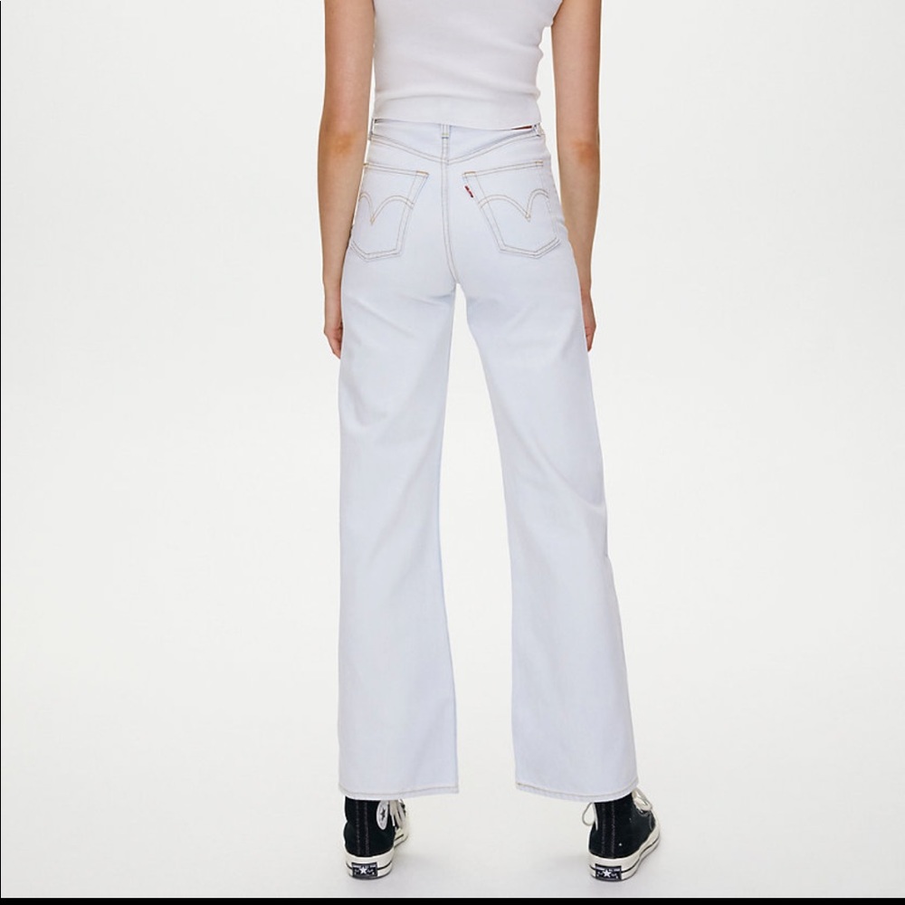 Levi’s Ribcage Wide Leg Jeans